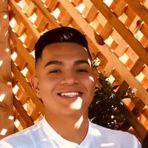 Meet your Posher, Jovanny